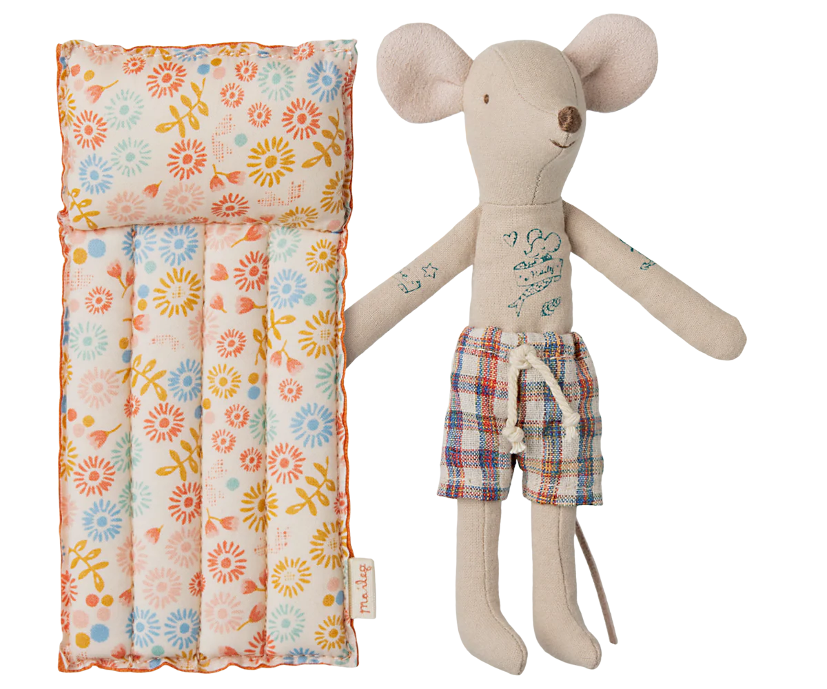 Maileg - Beach Mouse with Air Mattress Dad
