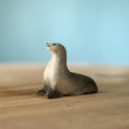 Load image into Gallery viewer, Bumbu Toys - Curious Harp Seal
