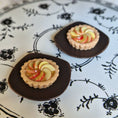Load image into Gallery viewer, Ratatouille Miniatures - Apple Tart
