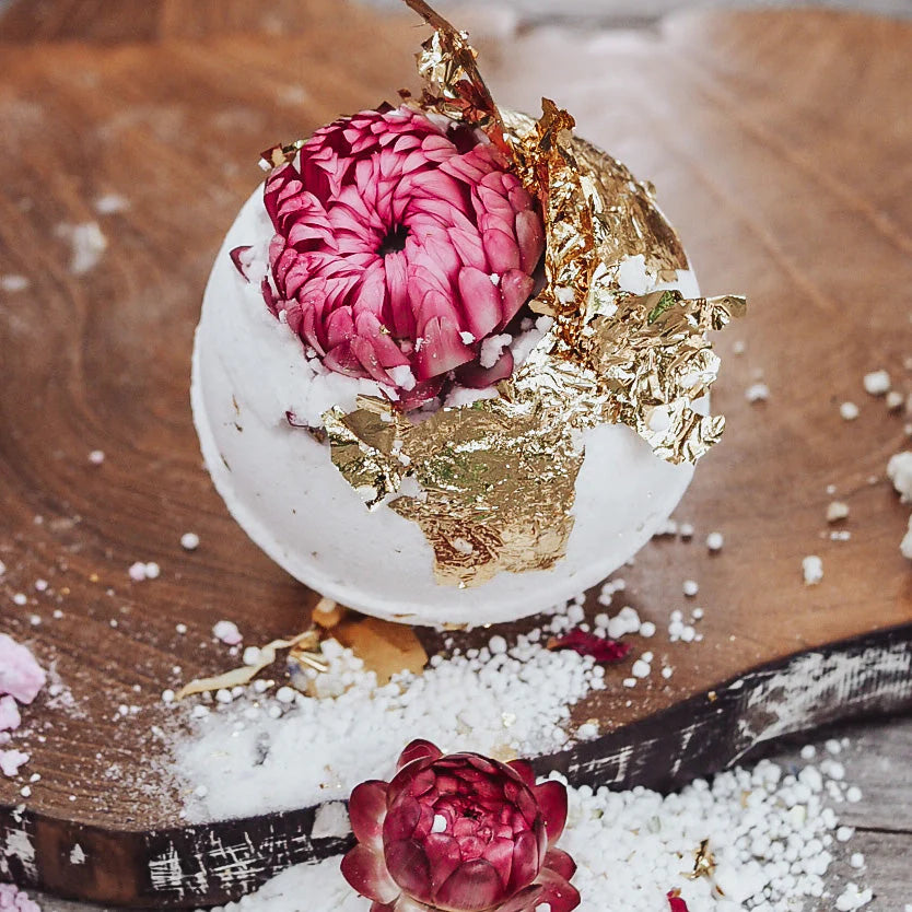 Wild Mountain Child - Botanical Gold Play Fizz