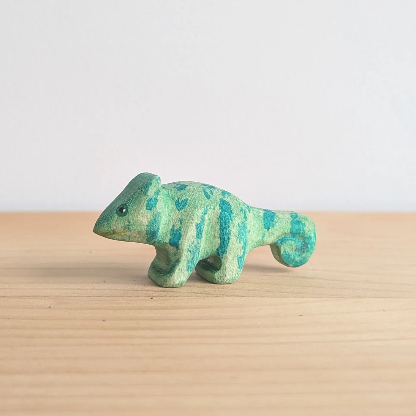 NOM Handcrafted - Chameleon Green