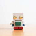 Load image into Gallery viewer, Comomg - Buri-ki-robo World Cup Edition
