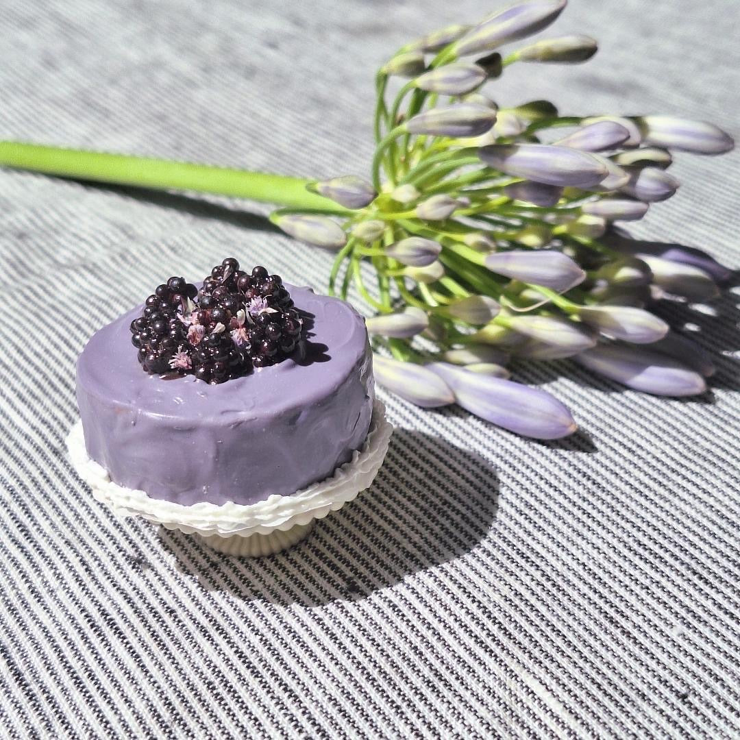 Ratatouille Miniatures - Blackberry Cake