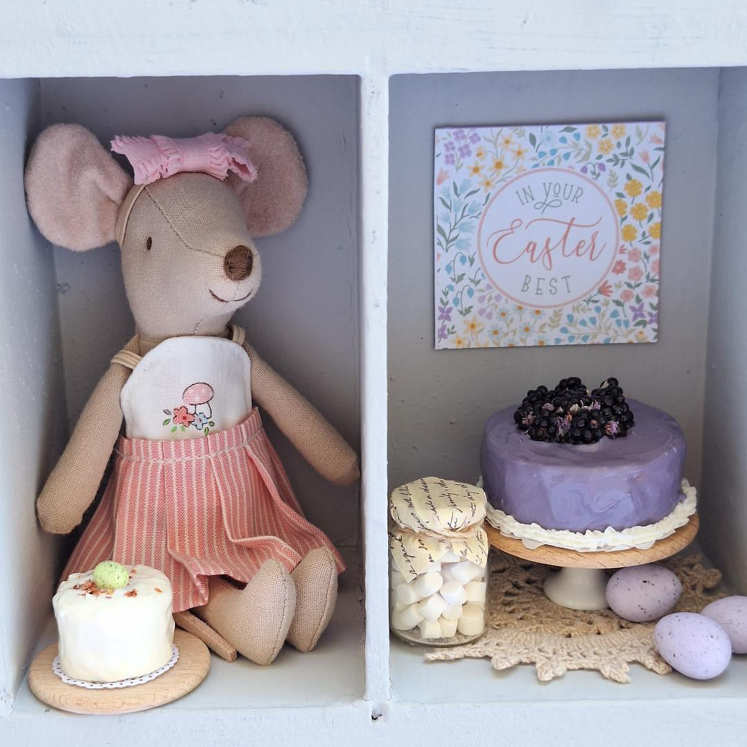 Ratatouille Miniatures - Blackberry Cake