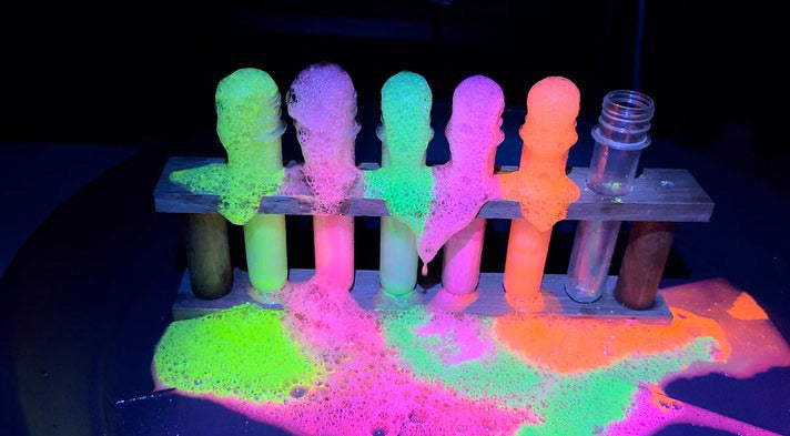 Curious Kids Sensory FizzOFoam Fluoro Potion Kit