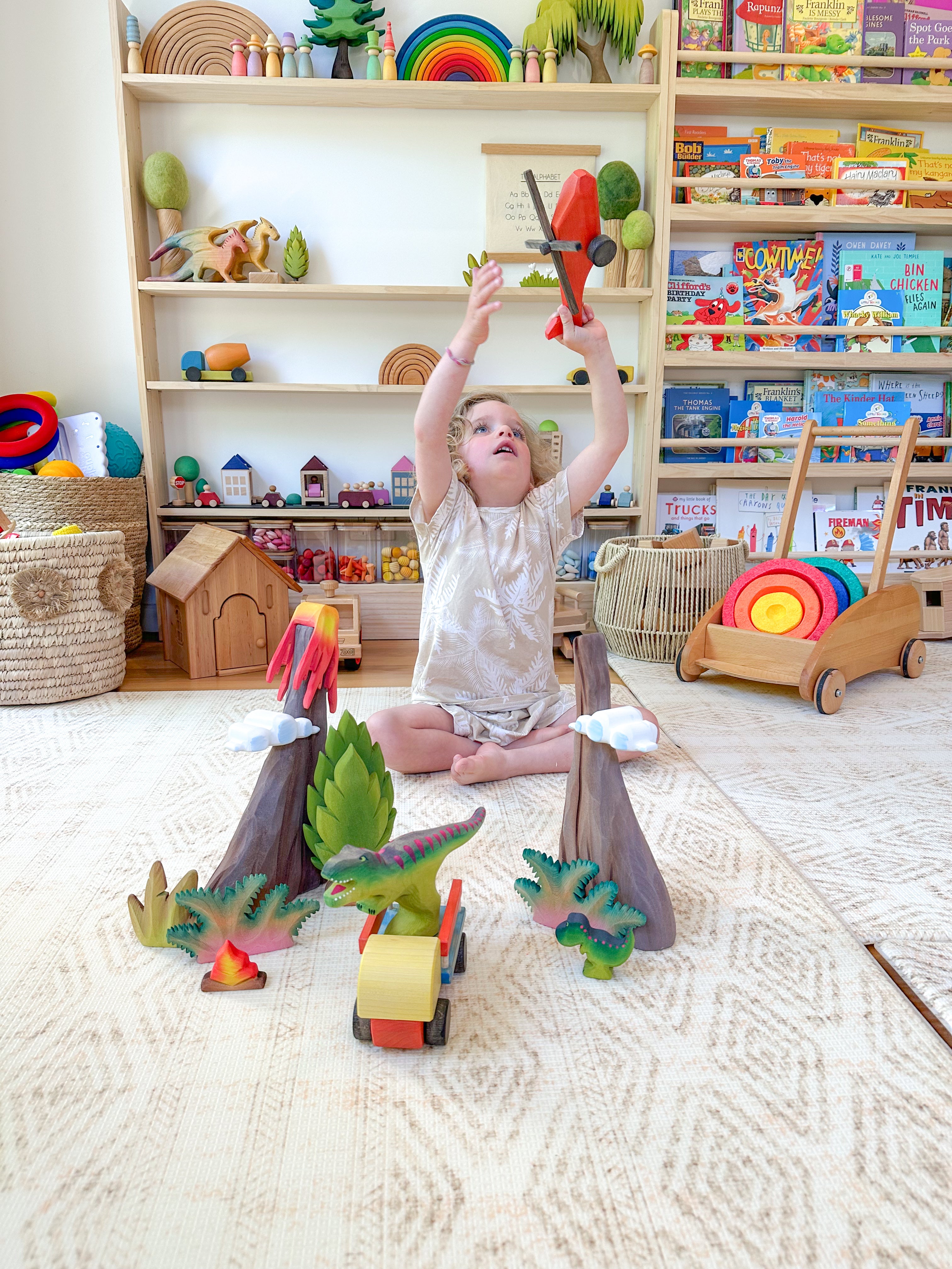 Bumbu Toys - Volcano, Lava and Clouds