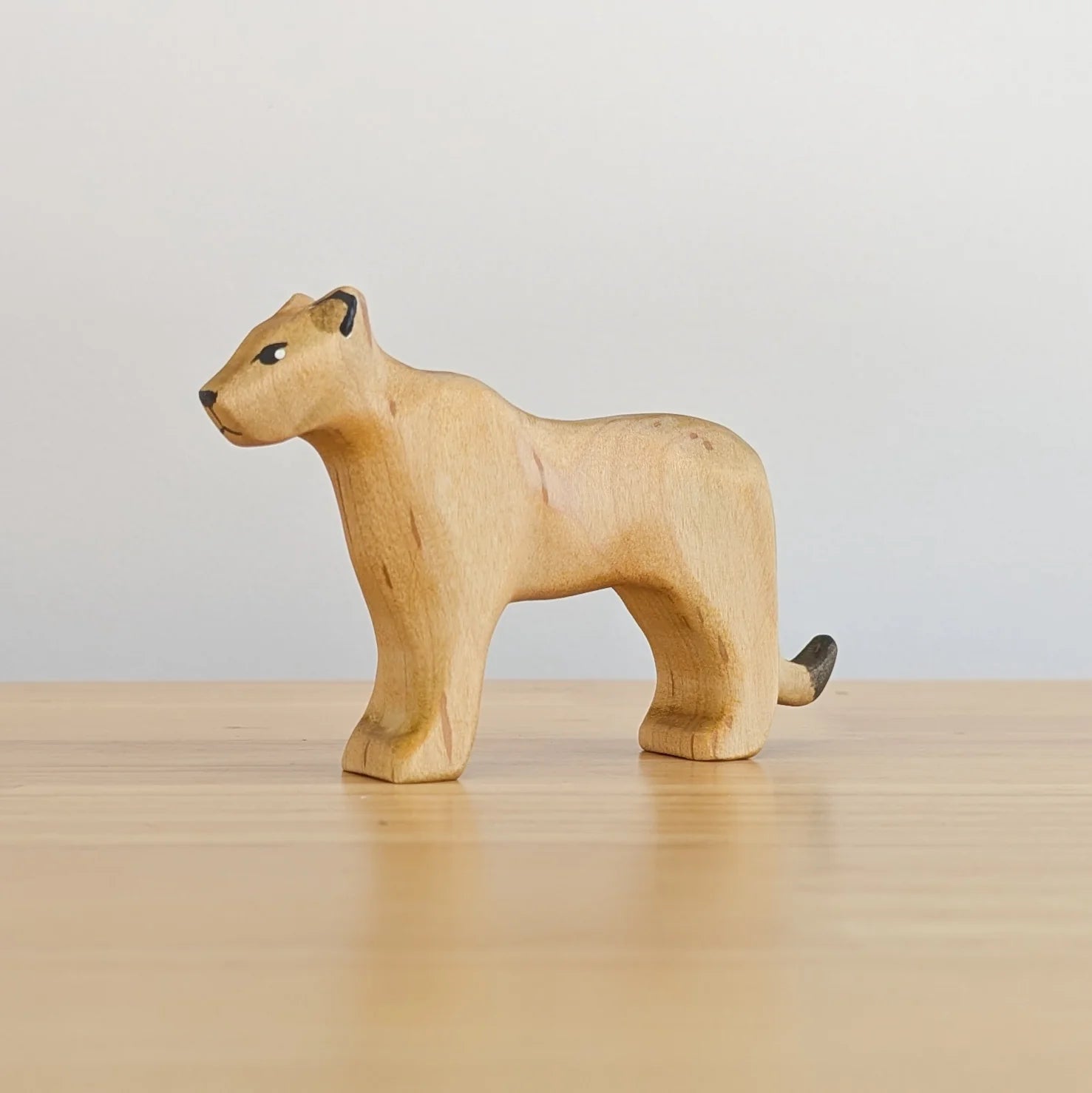 NOM Handcrafted - Lioness