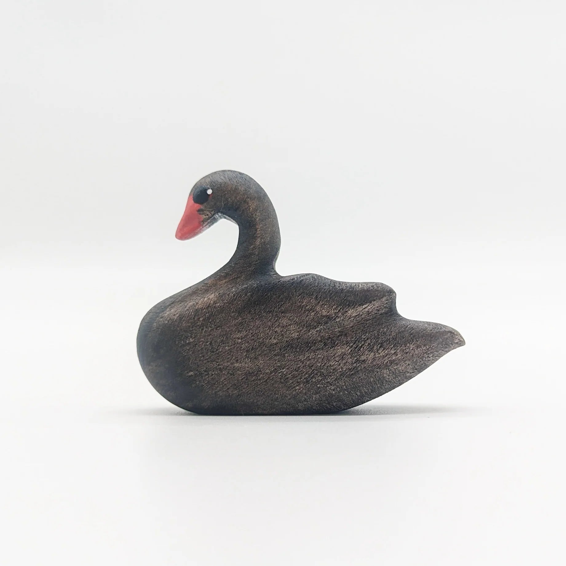 NOM Handcrafted - Black Swan