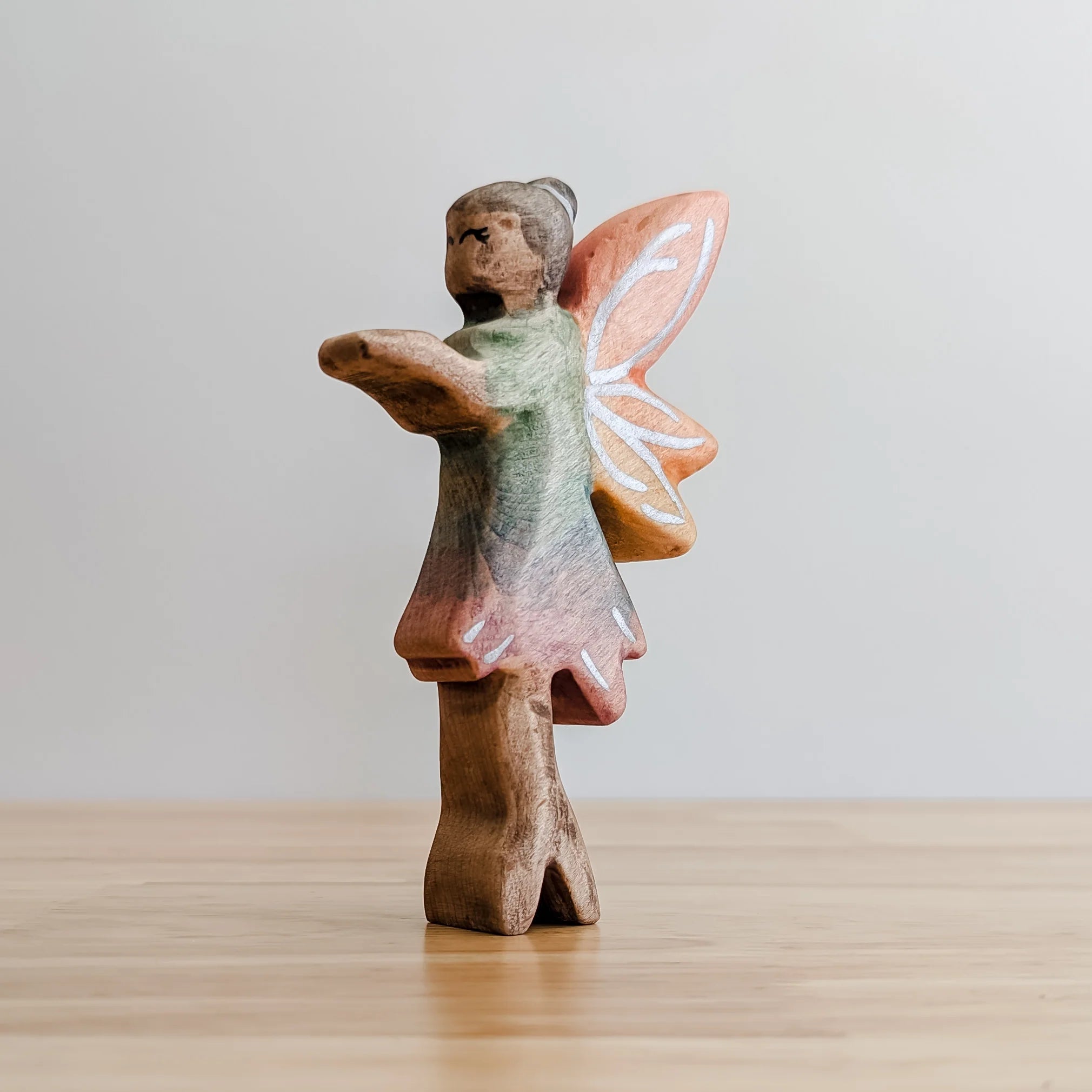 NOM Handcrafted - Fairy Standing Dark