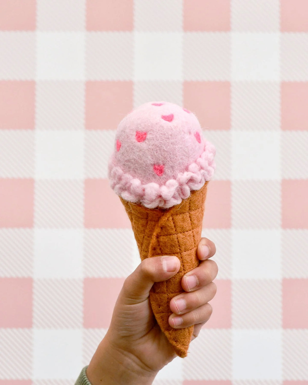 Tara Treasures - Felt Ice Creams Set Waffle Cones with 9 Ice Creams Scoops