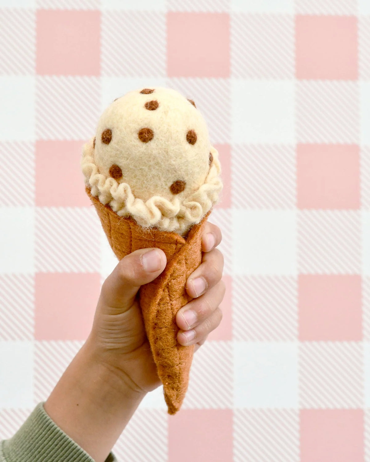 Tara Treasures - Felt Ice Creams Set Waffle Cones with 9 Ice Creams Scoops