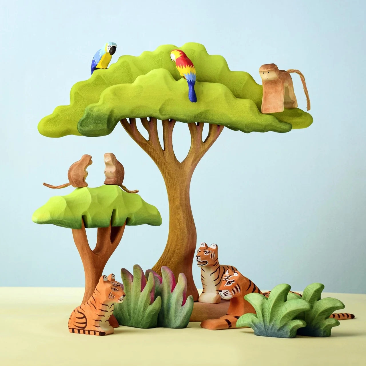 Bumbu Toys - Amazonian Parrot