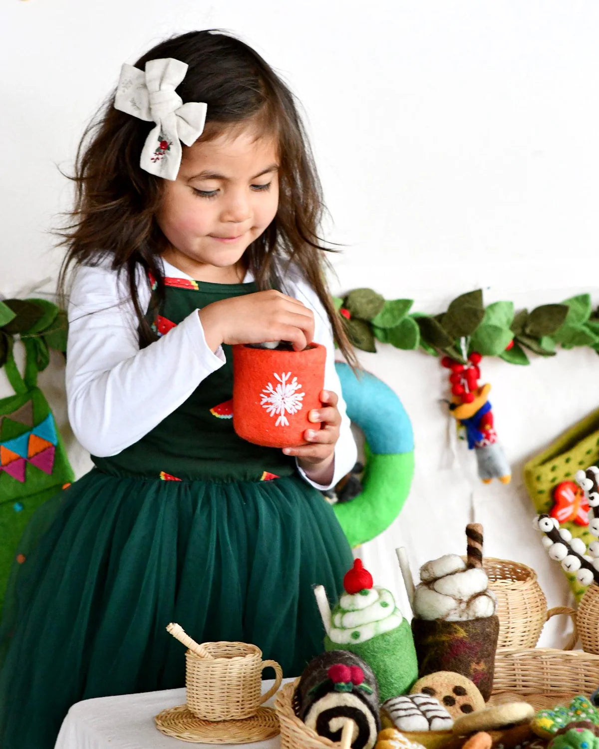 Tara Treasures - Felt Hot Chocolate Cacao with Marshmallows (Red Cup)