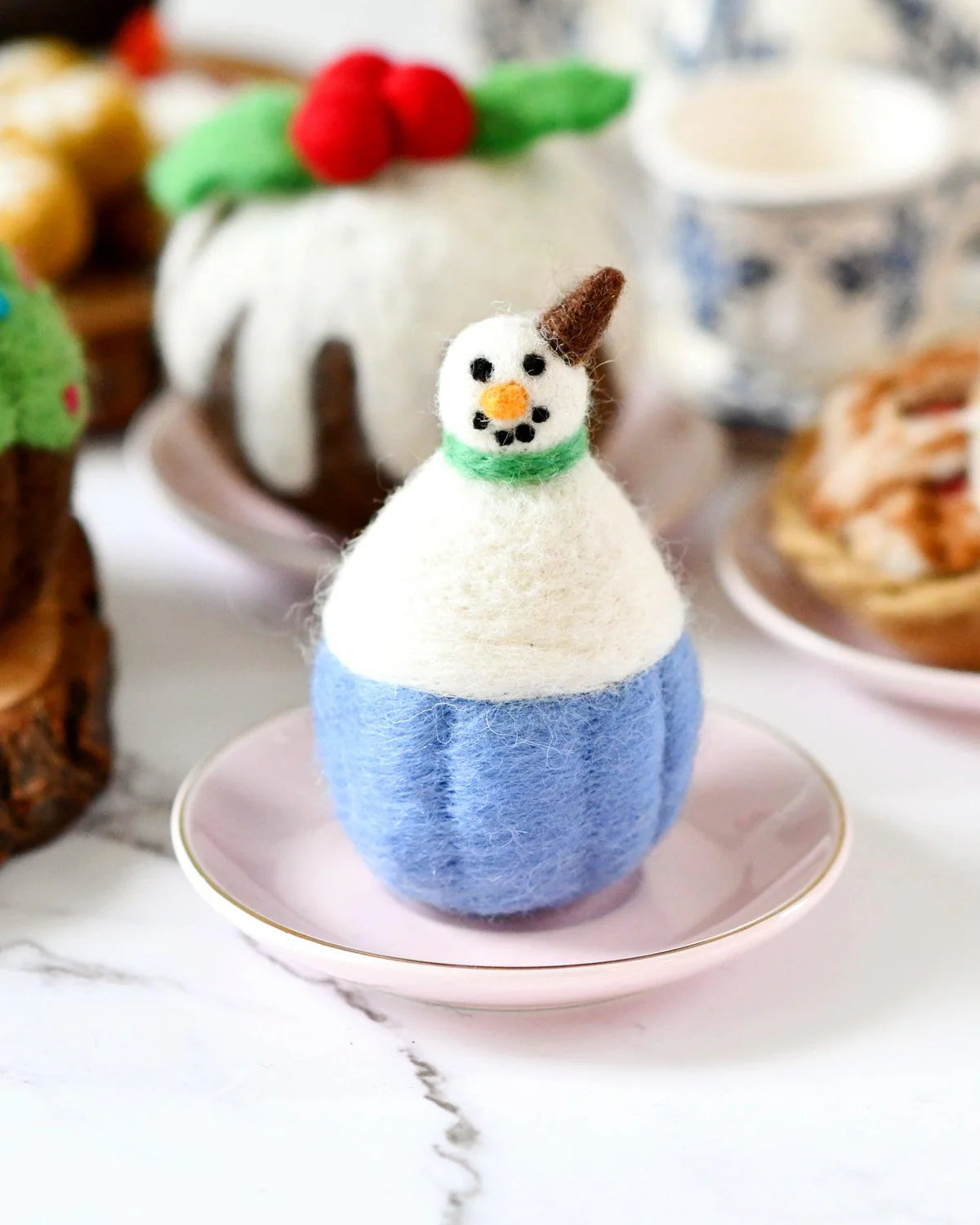 Tara Treasures - Felt Snowman Cupcake