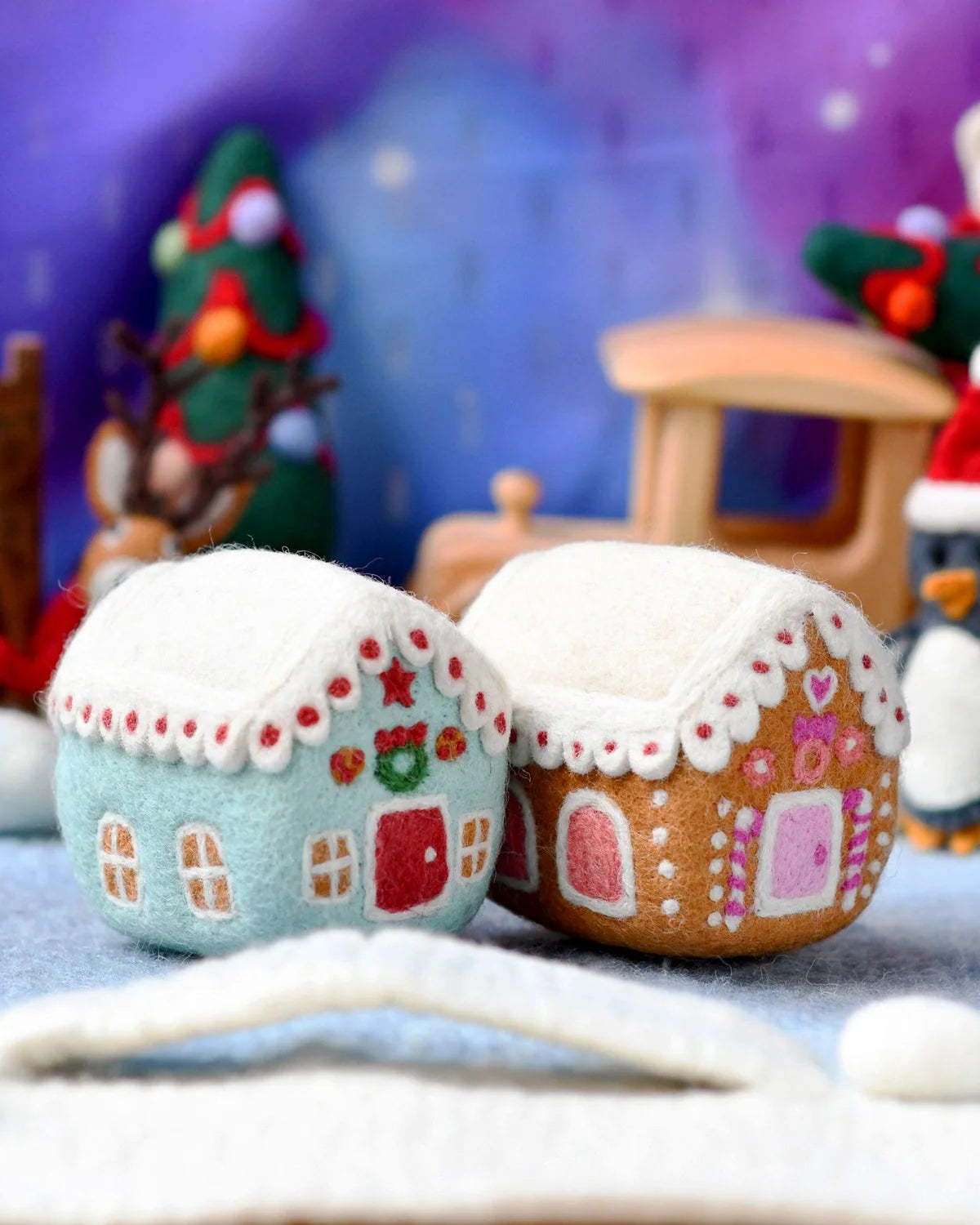 Tara Treasures - Felt Blue Gingerbread House