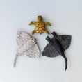 Load image into Gallery viewer, Tara Treasures Felt Sea Reef Creatures Toys

