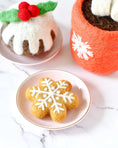 Load image into Gallery viewer, Tara Treasures - Felt Snowflake Cookie
