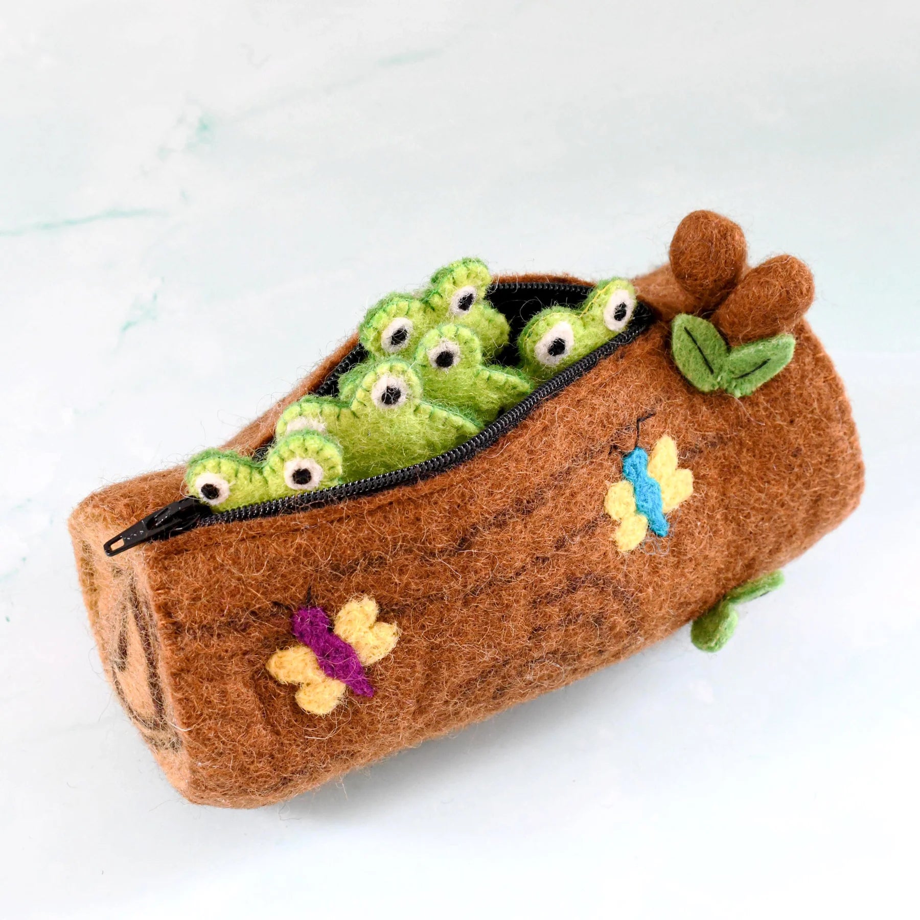 Tara Treasures Five Little Speckled Frogs with Log Bag Finger Puppet Set - Cheeky Junior