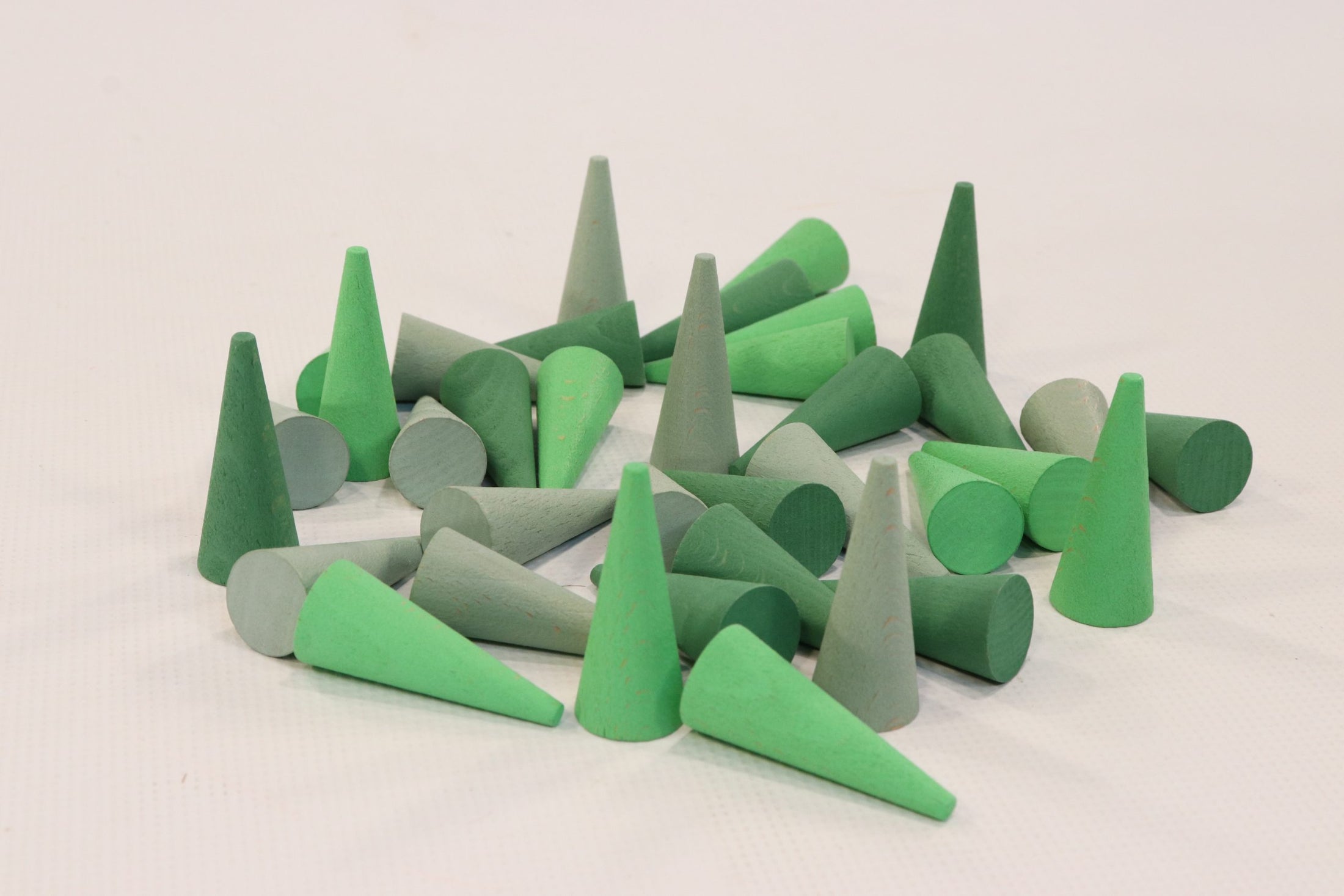 Grapat Mandala Little Green Cones