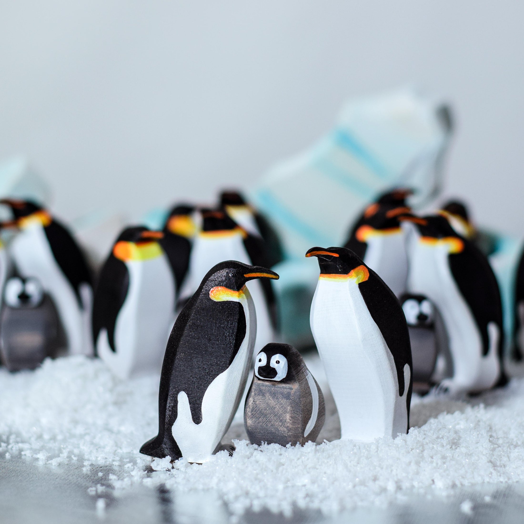 Bumbu Toys Emperor Penguin (Male and Female)