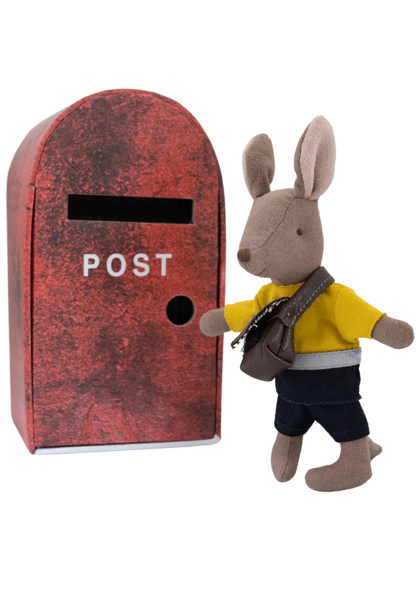 Rugaroo - The Postie